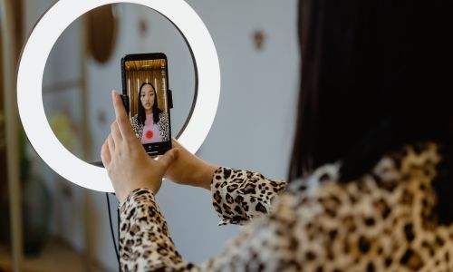  Instagram intègre un prompteur directement dans l’outil de création des Reels 